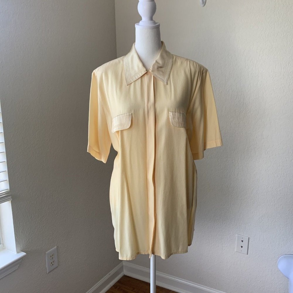 Vintage 1950s Jessica Rayon & Satin Yellow Short Sleeve Button Up Shirt Size 16